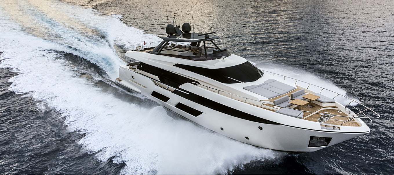 ferretti_920_damonte_yachts