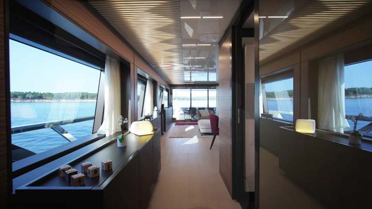 F920-05-saloon8ter-mah-jong-damonte-yachts