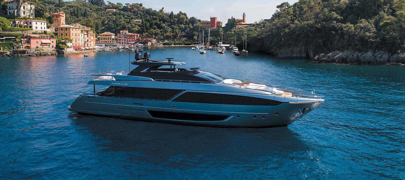 riva_110 Dolcevita_damonte_yachts